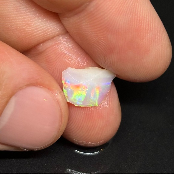 Smaller Top Grade Brazilian Horca Cutters & Chips for Jewelry/Inlays/Mosaics - Picture 8 of 14